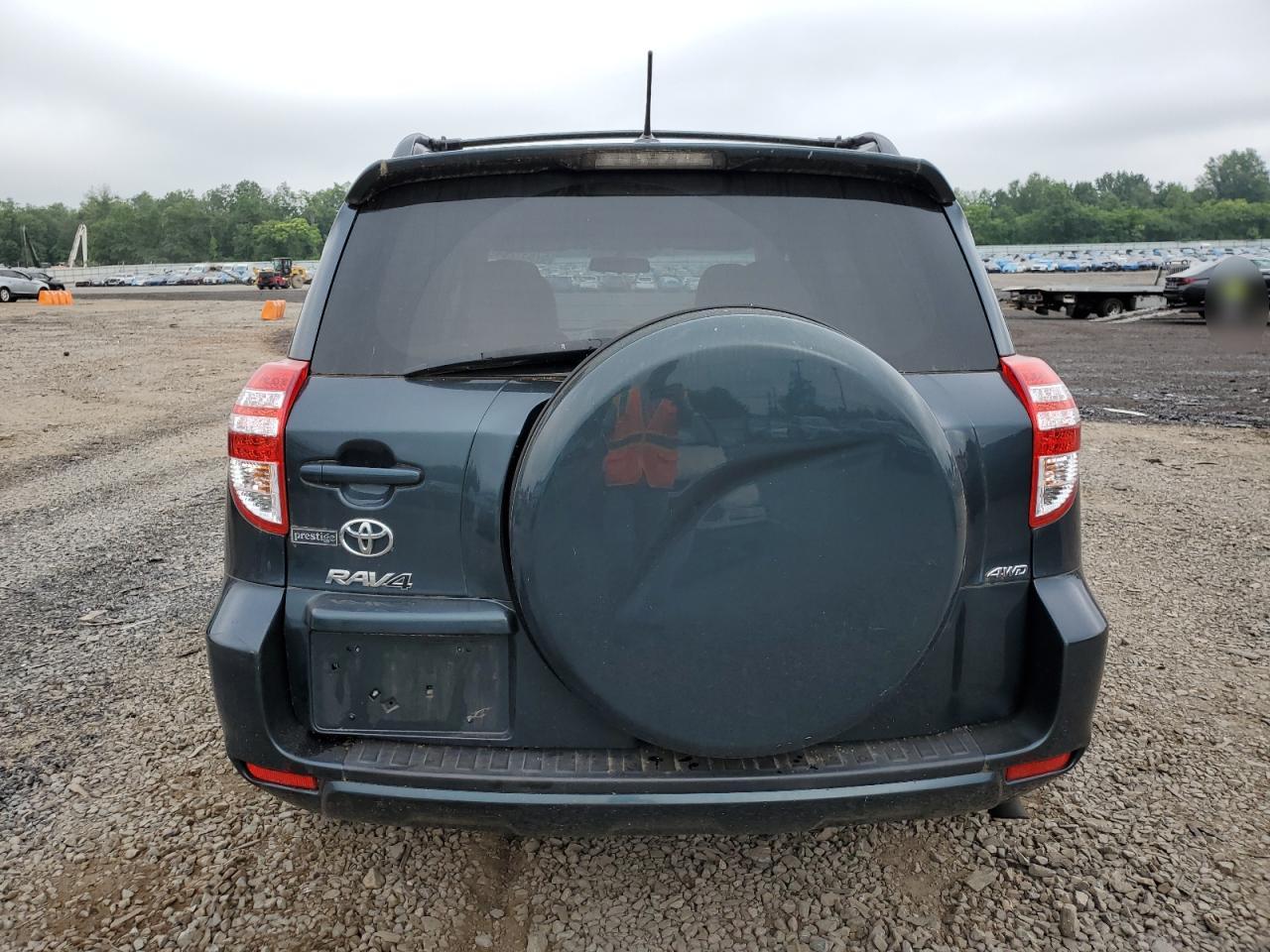 2T3BF4DV4BW159655 2011 Toyota Rav4