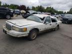 LINCOLN TOWN CAR E photo