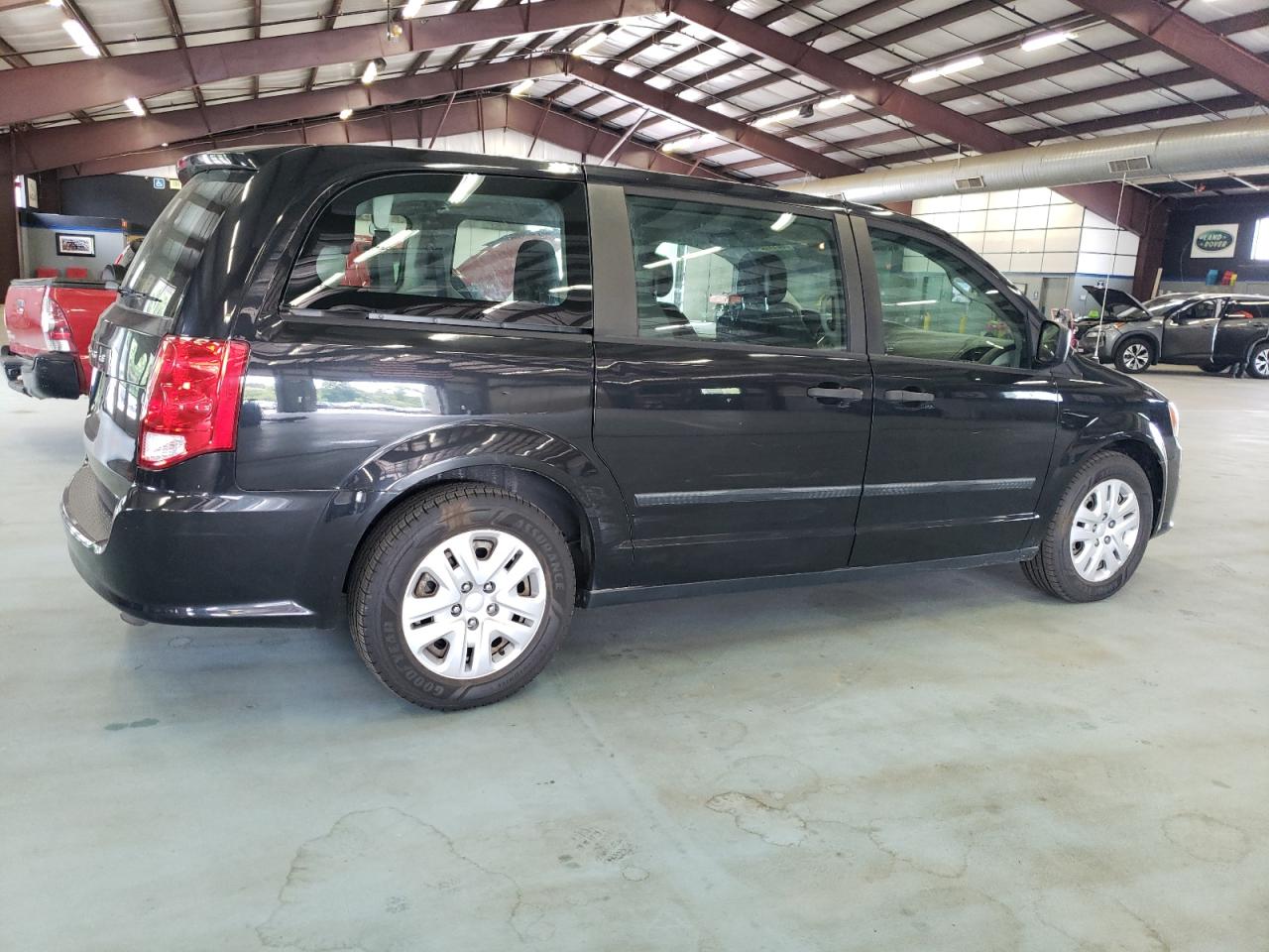 2C4RDGBG5FR670690 2015 Dodge Grand Caravan Se