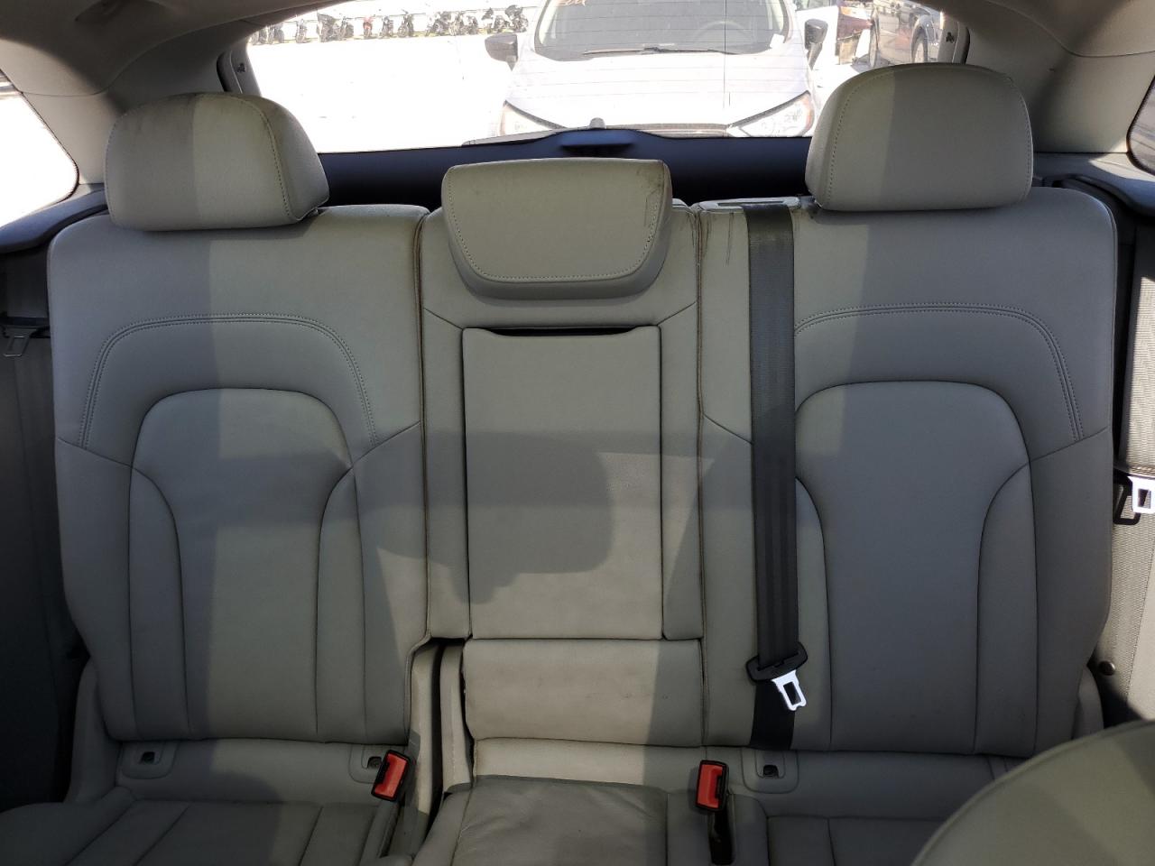 WA1C8AFP0DA044946 2013 Audi Q5 Premium Hybrid