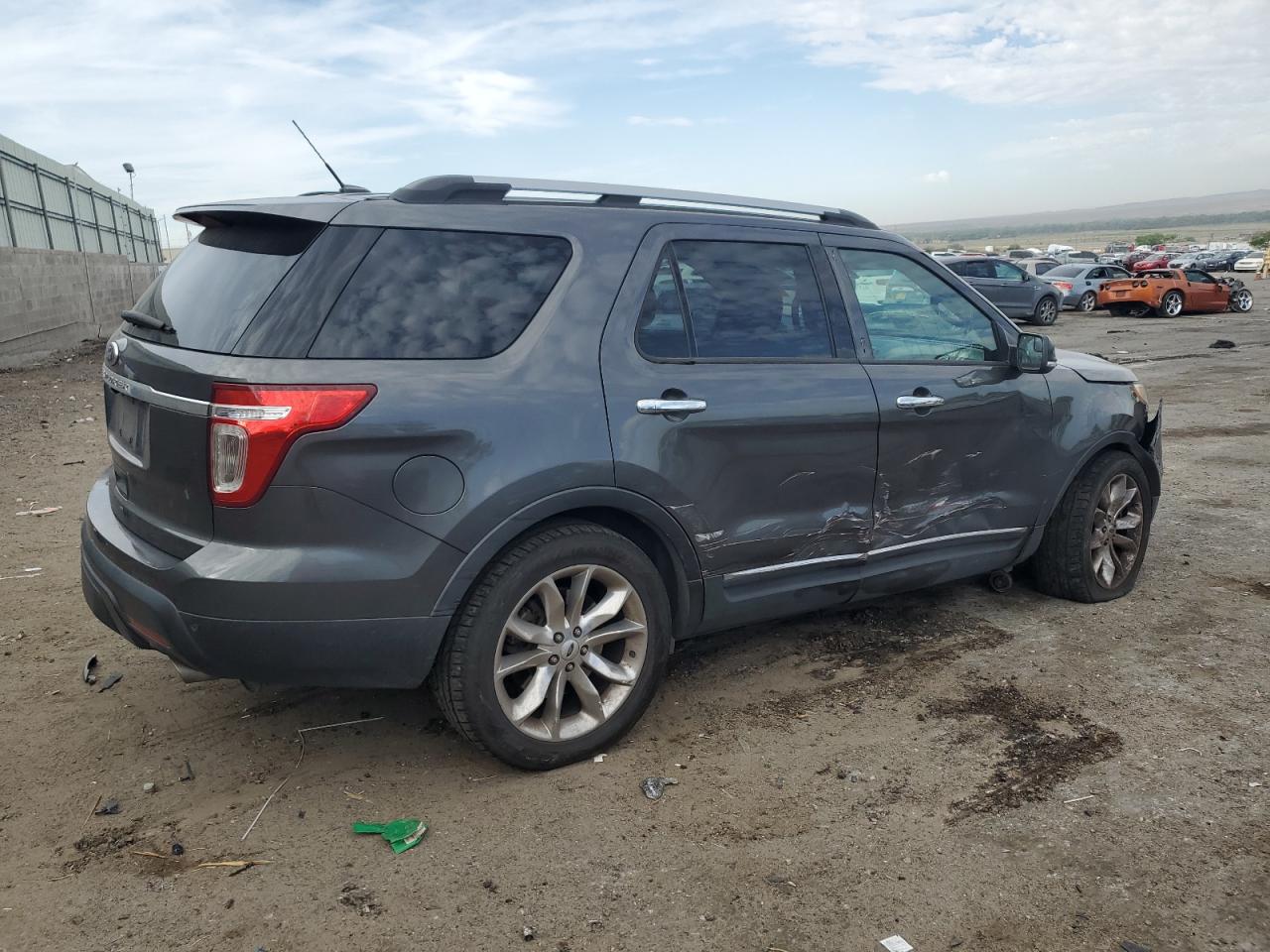 1FM5K7D88FGA40931 2015 Ford Explorer Xlt