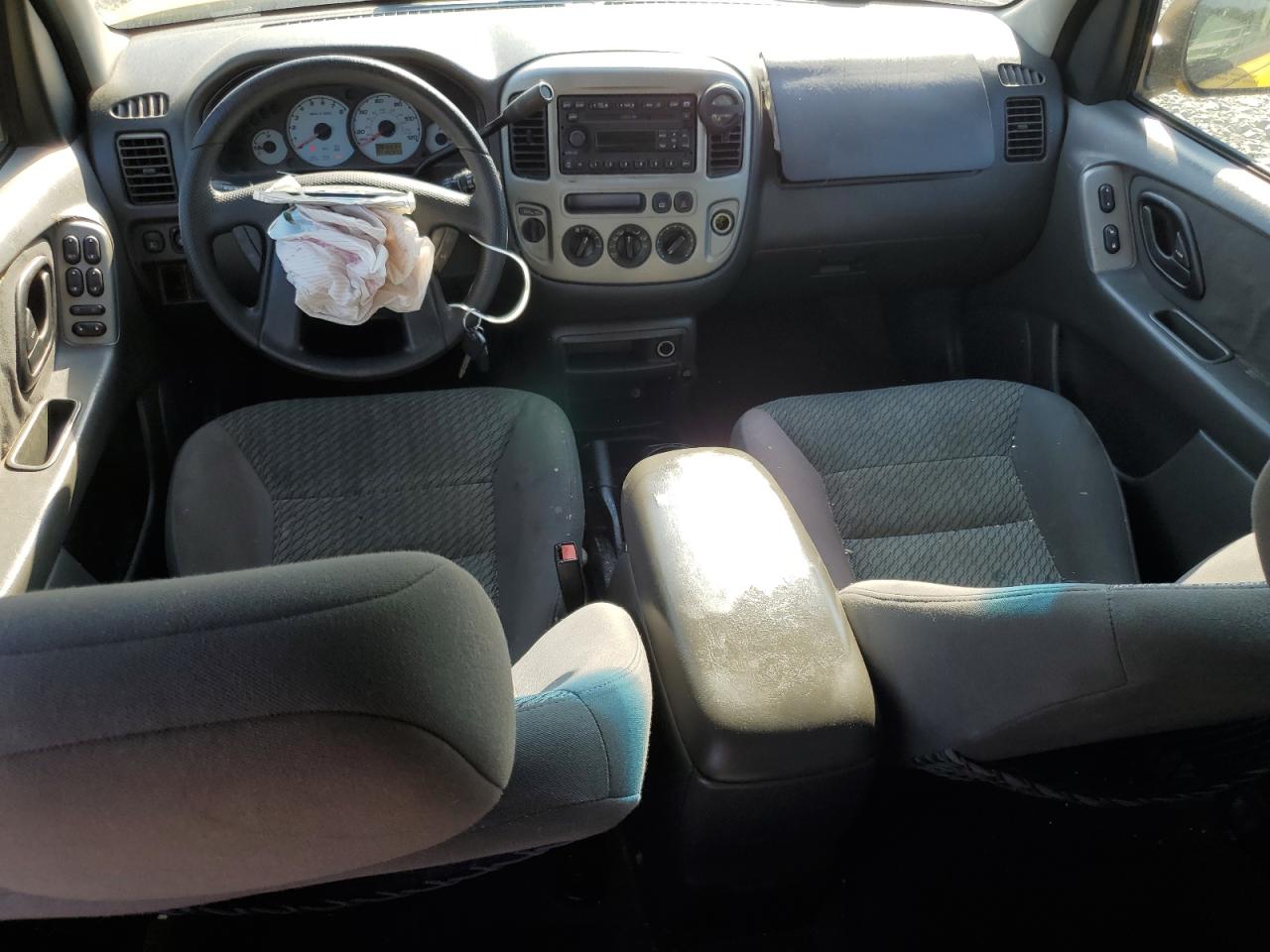 1FMYU93113KC95842 2003 Ford Escape Xlt