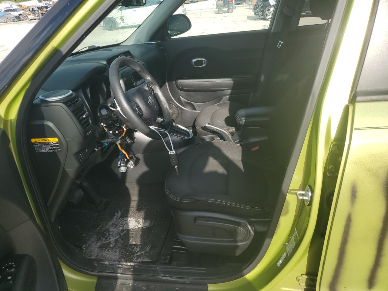 KNDJP3A51F7802875 2015 Kia Soul +