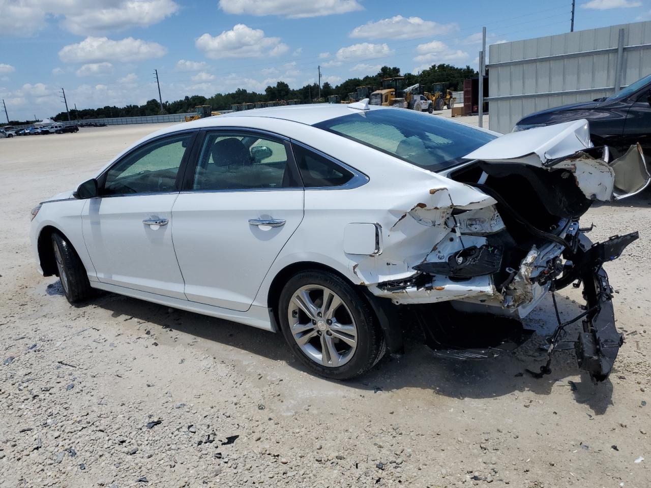 2018 Hyundai Sonata Sport vin: 5NPE34AF6JH610576