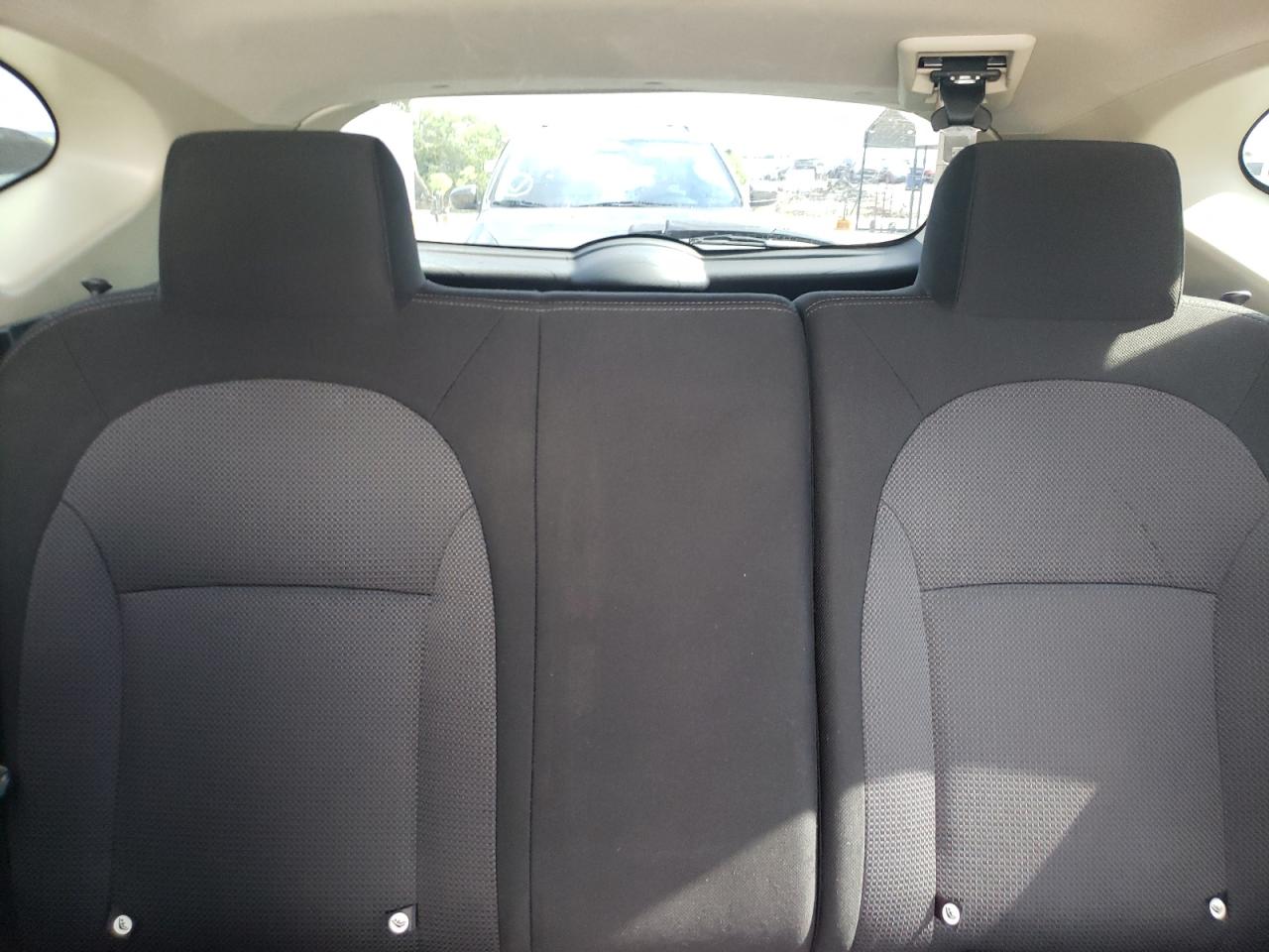 JN8AS5MT0CW275020 2012 Nissan Rogue S