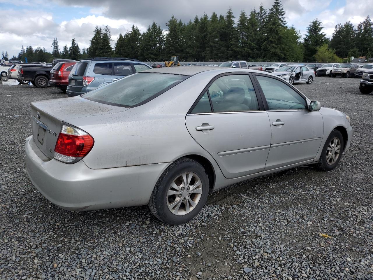 4T1BF32K05U107083 2005 Toyota Camry Le