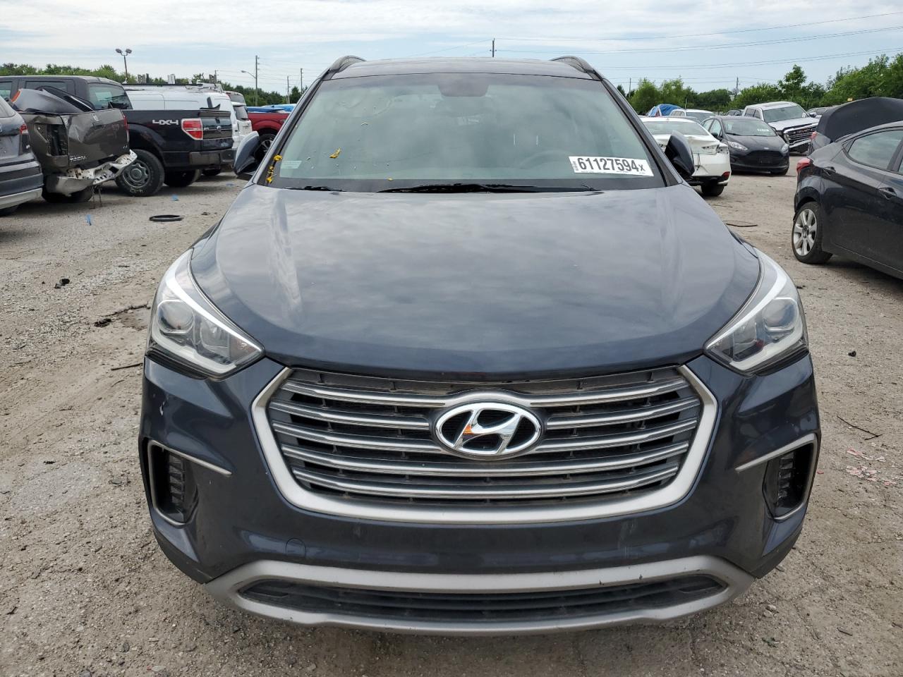 2017 Hyundai Santa Fe Se vin: KM8SMDHF6HU226475