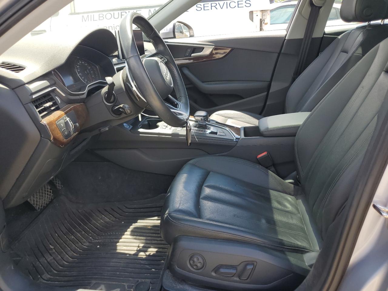 WAUANAF4XHN011685 2017 Audi A4 Premium