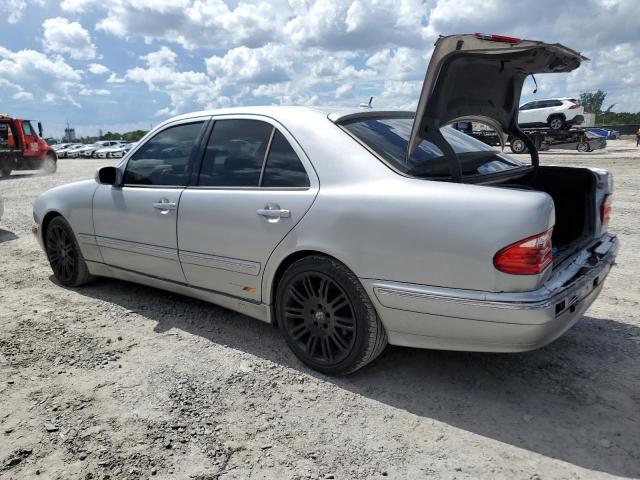 WDBJF65J91B220183 2001 Mercedes-Benz E 320