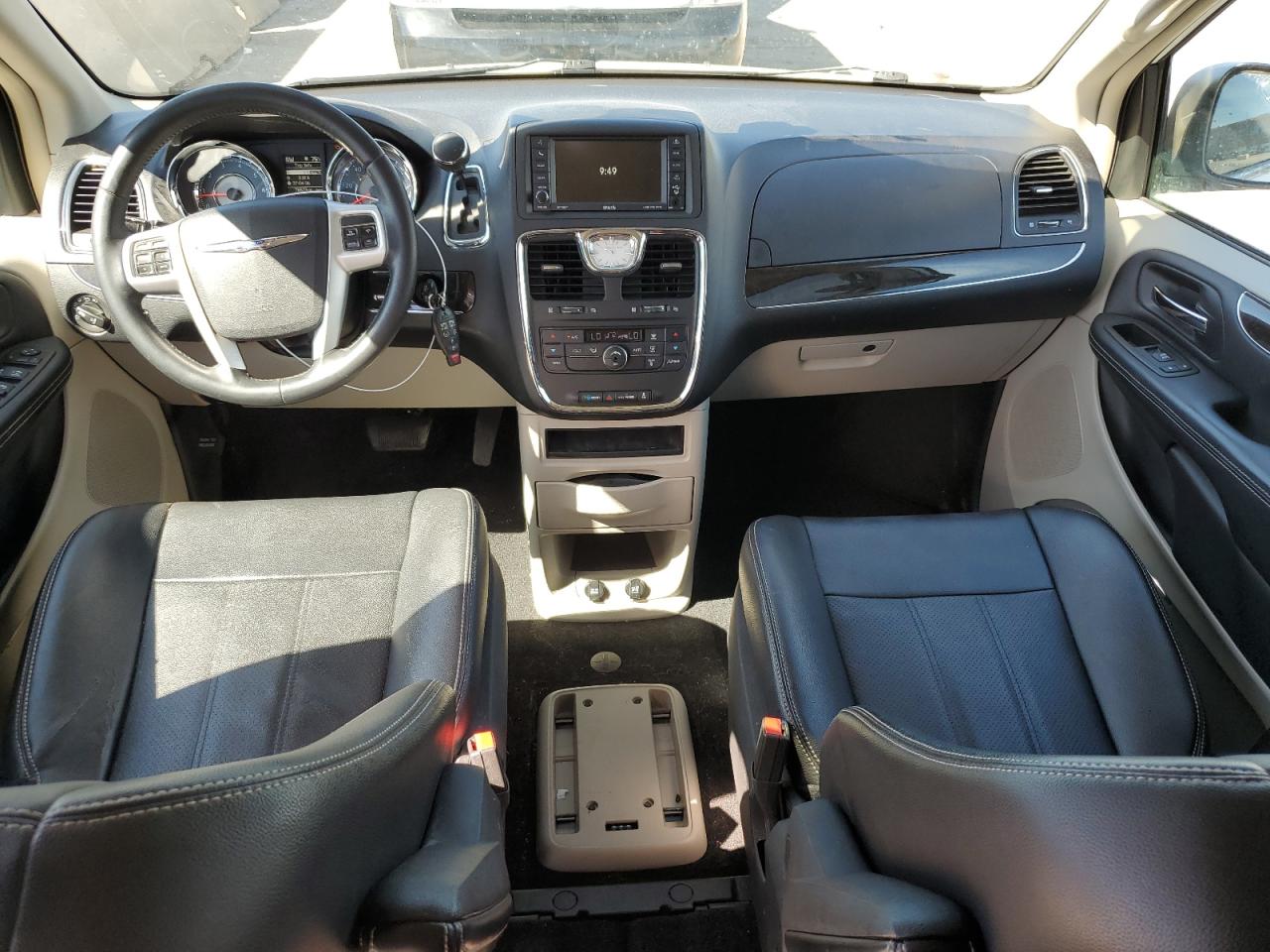 2C4RC1CG5ER311143 2014 Chrysler Town & Country Touring L