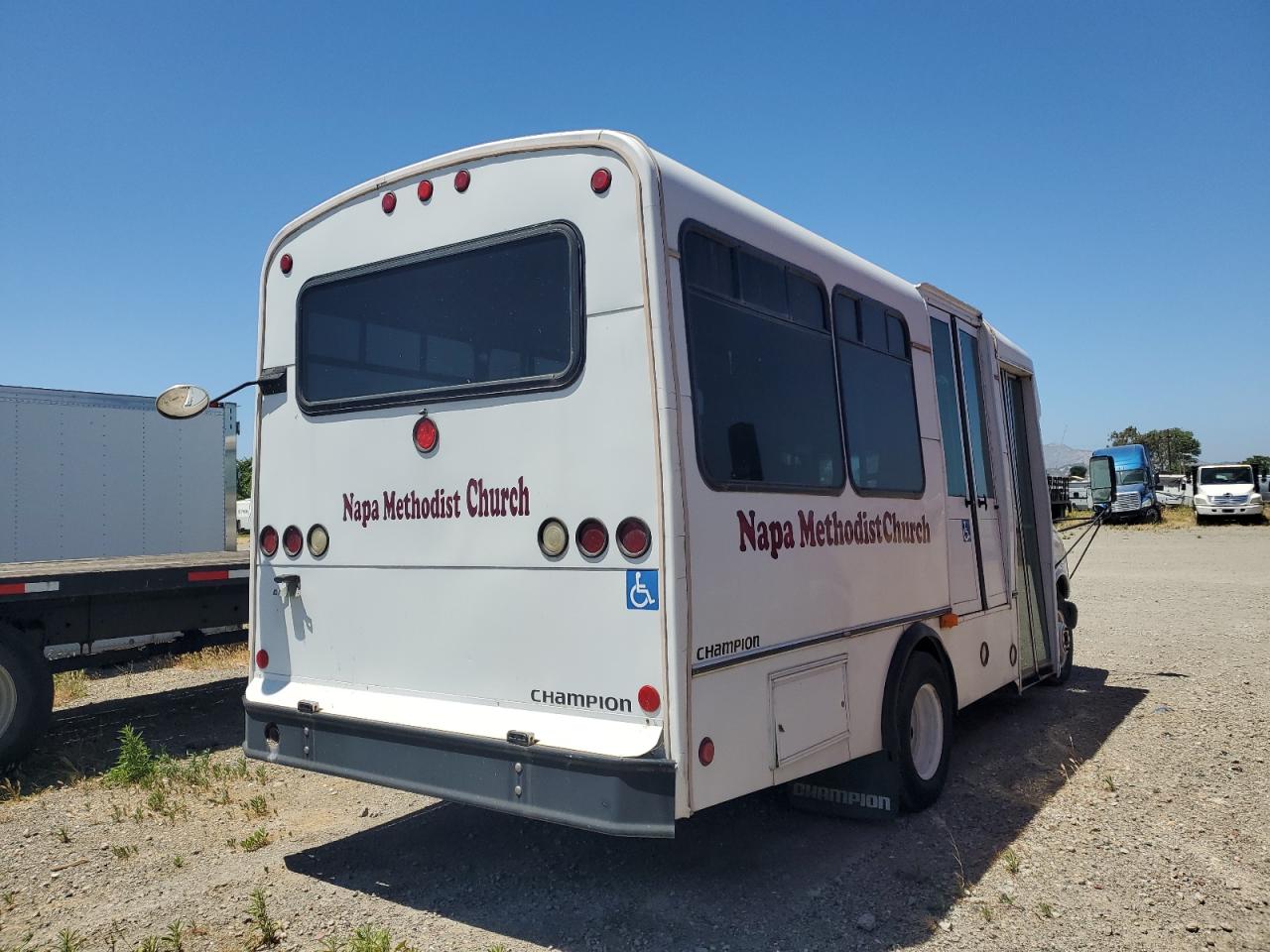 1GBJG31J7Y1229083 2000 Chevrolet Express G3500