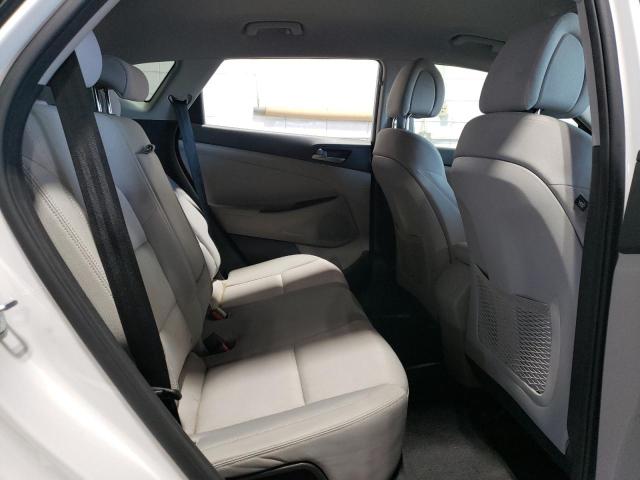 2018 Hyundai Tucson Sel VIN: KM8J33A44JU655587 Lot: 58325404