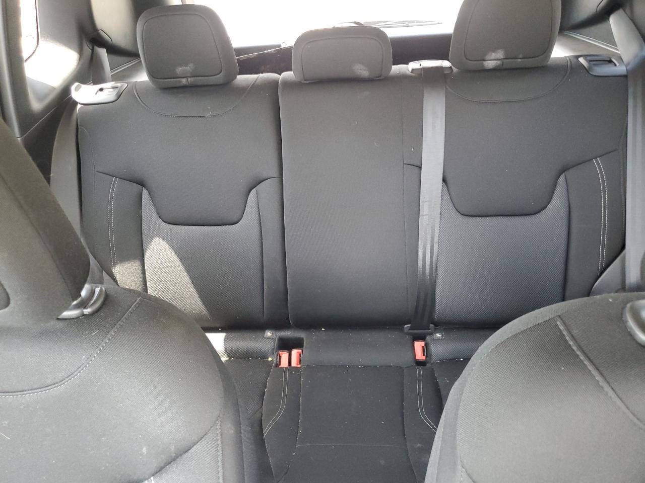 ZACNJDAB3MPM34744 2021 Jeep Renegade Sport