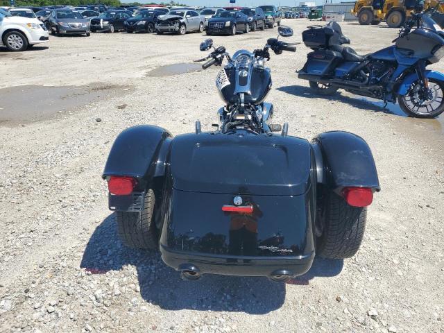 2019 HARLEY-DAVIDSON FLRT 1HD1MCP10KB857255