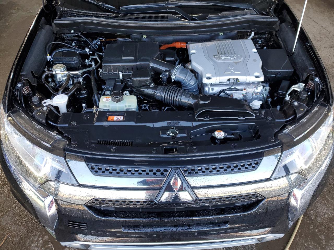 JA4J2VA7XNZ028313 2022 Mitsubishi Outlander Sel