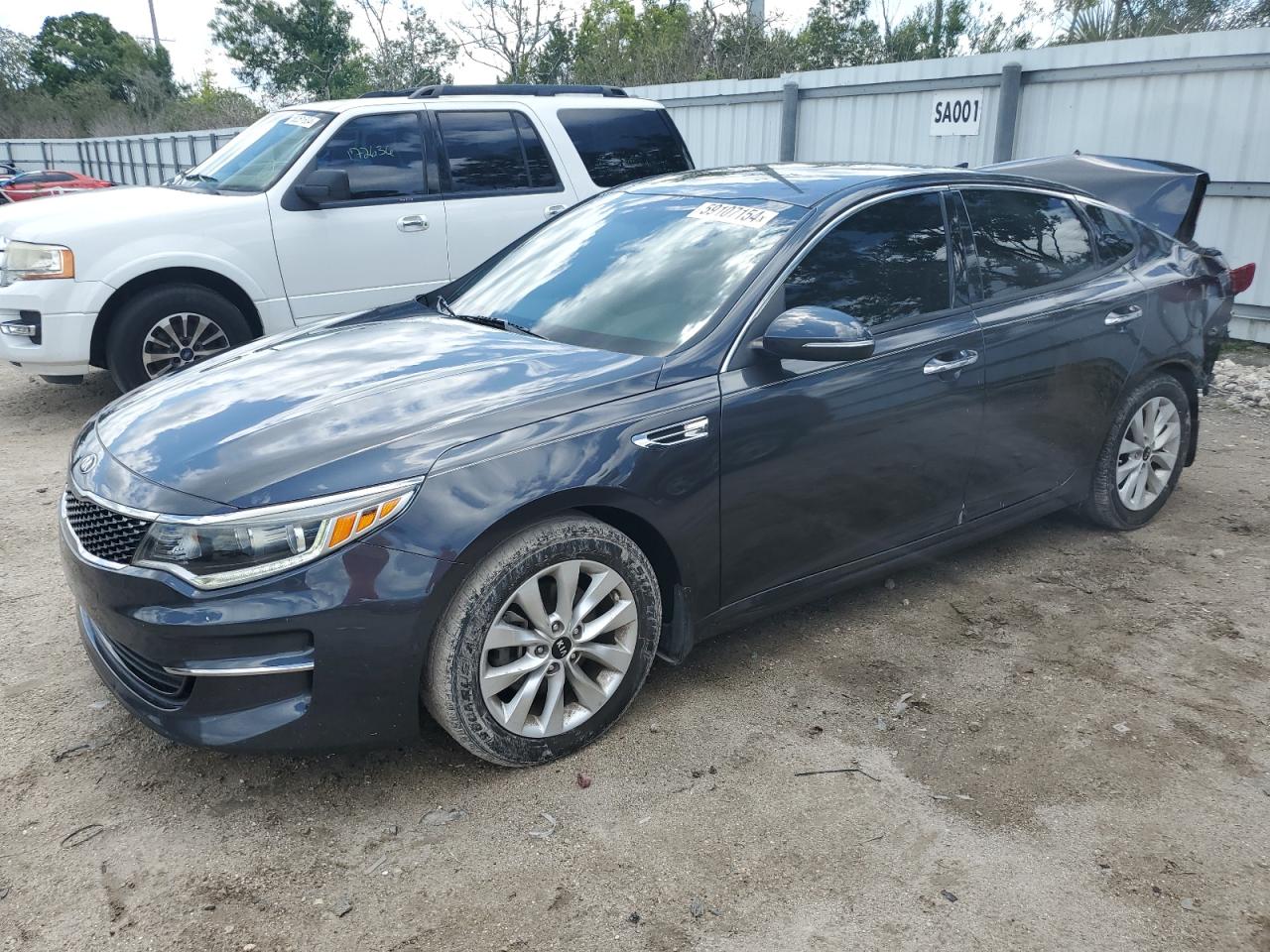 2018 Kia Optima Ex vin: 5XXGU4L3XJG182483