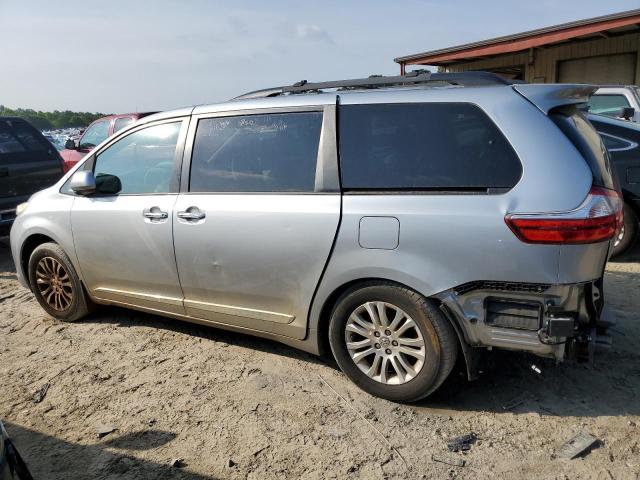 5TDYZ3DC8HS769790 2017 Toyota Sienna Xle