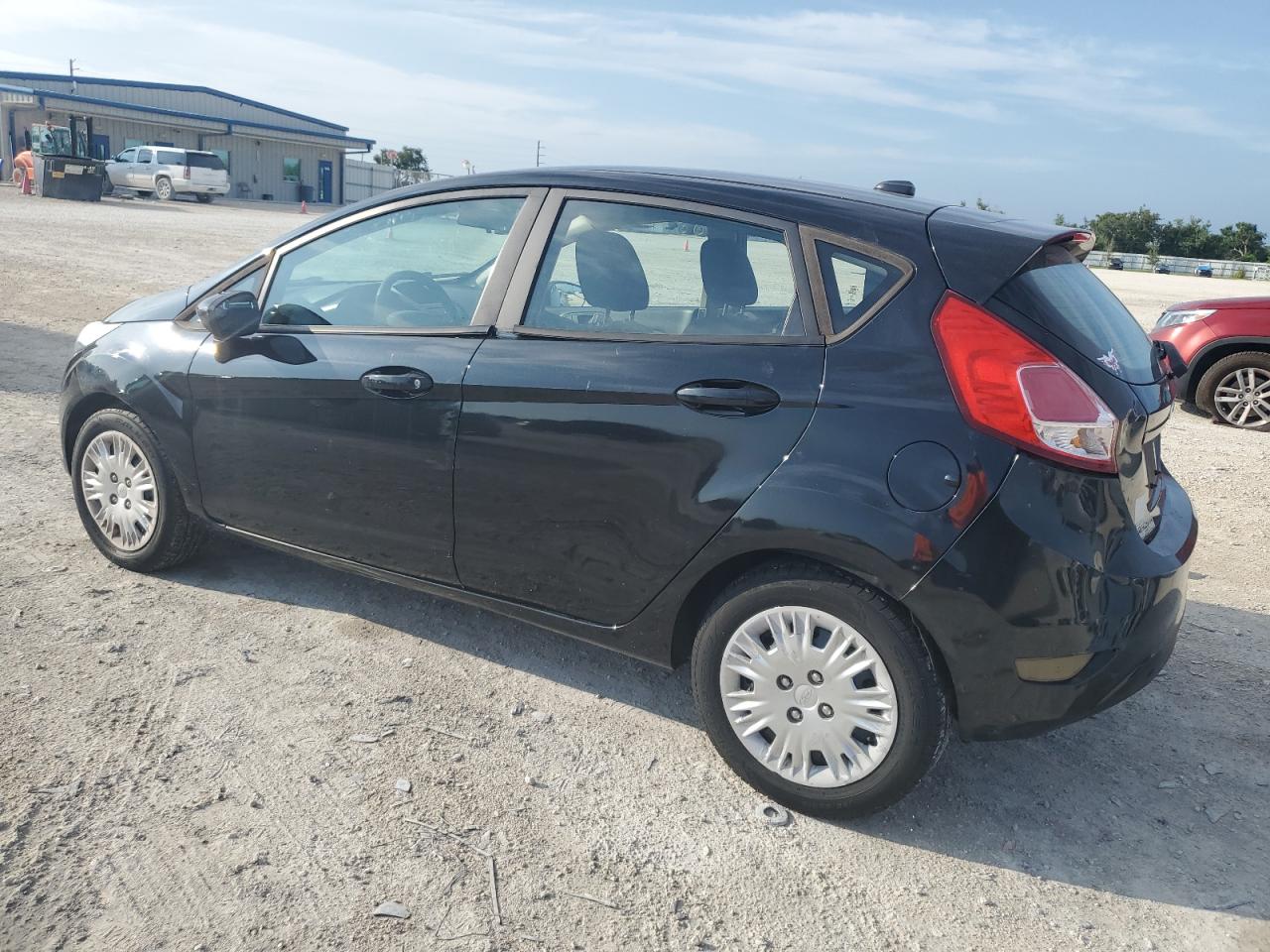 2015 Ford Fiesta S vin: 3FADP4TJ3FM157719