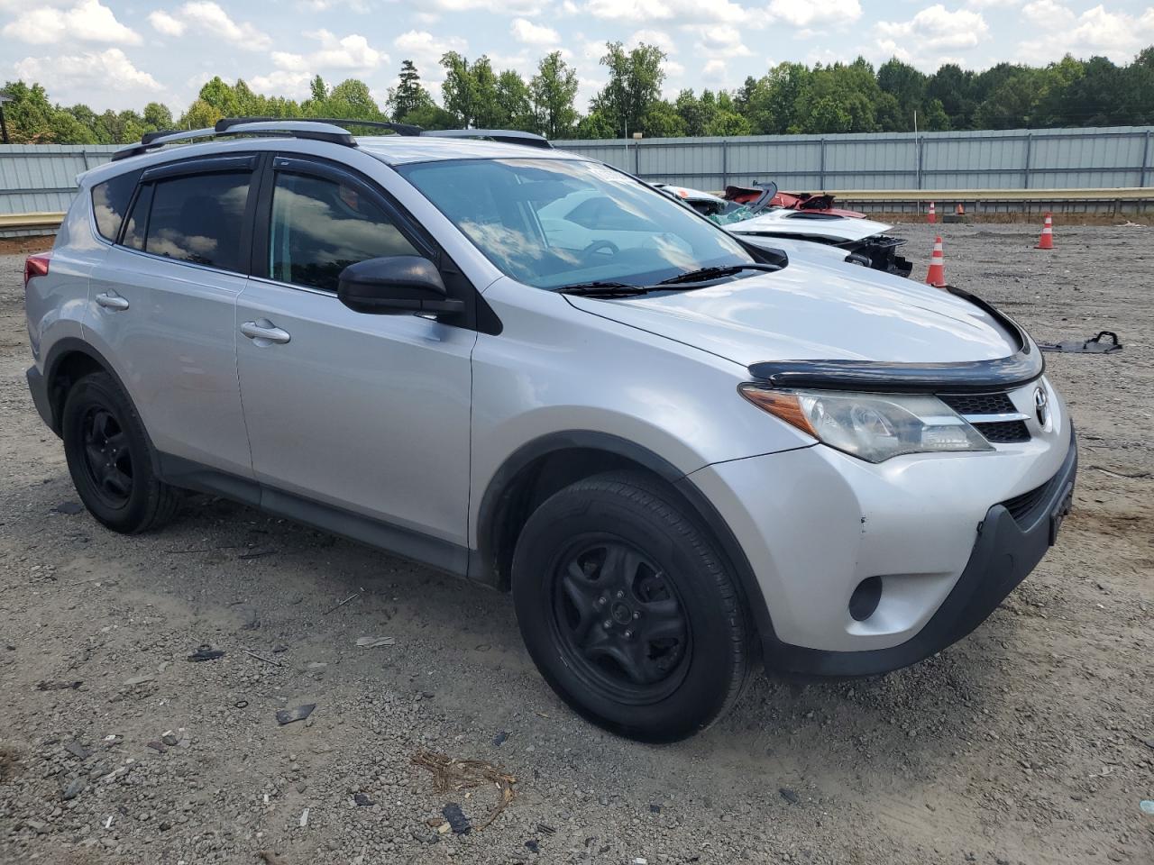 2015 Toyota Rav4 Le vin: 2T3BFREV4FW239085