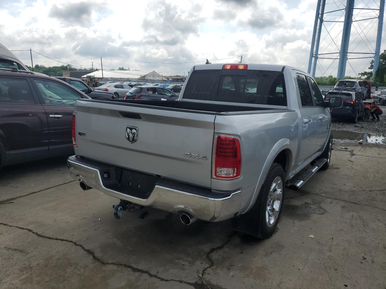 1C6RR7NT1JS248053 2018 Ram 1500 Laramie