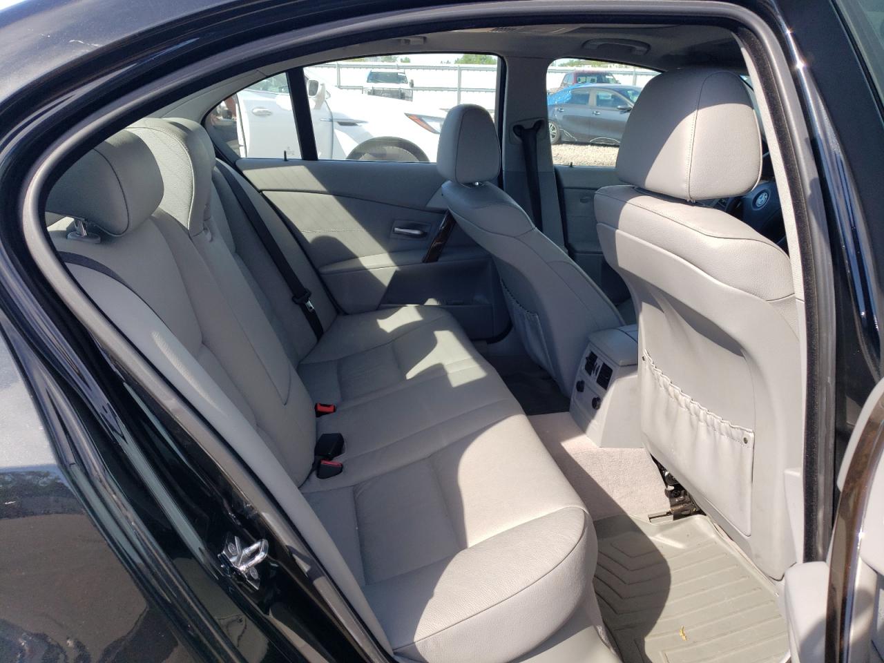 WBANA53524B852347 2004 BMW 525 I