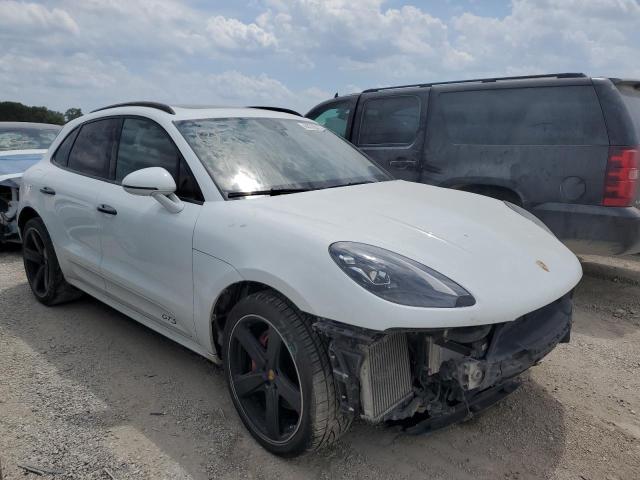 VIN WP1AG2A54HLB52782 2017 Porsche Macan, Gts no.4