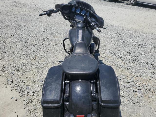 2018 HARLEY-DAVIDSON FLHXS STRE - 1HD1KRC12JB667437