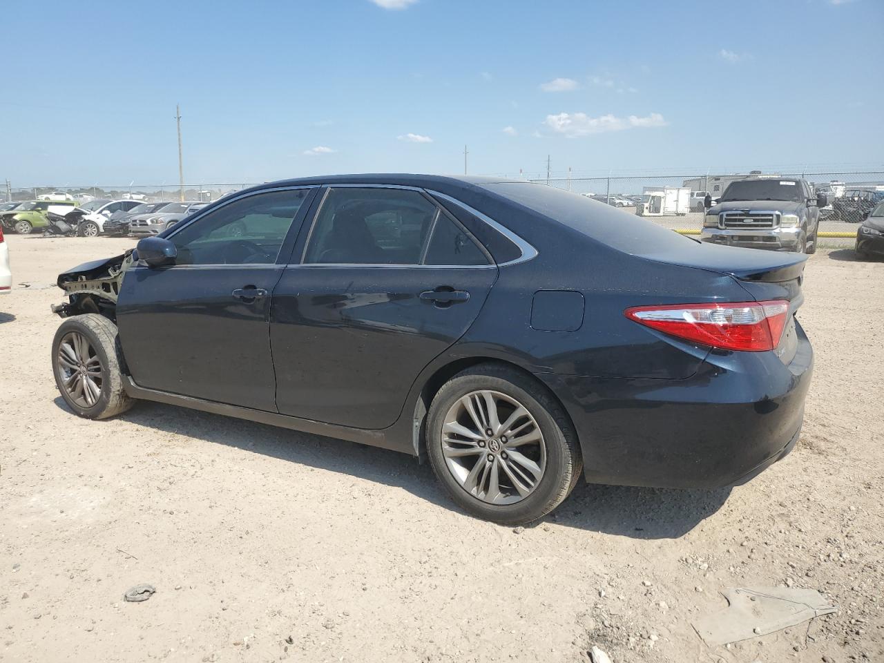 4T1BF1FK5FU493578 2015 Toyota Camry Le