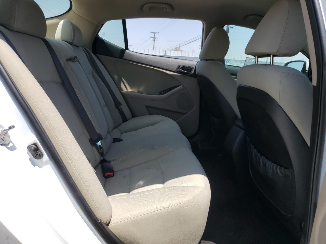 5XXGM4A76CG008824 2012 Kia Optima Lx