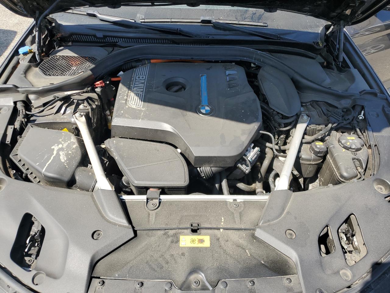 WBAJA9C52KB392514 2019 BMW 530E