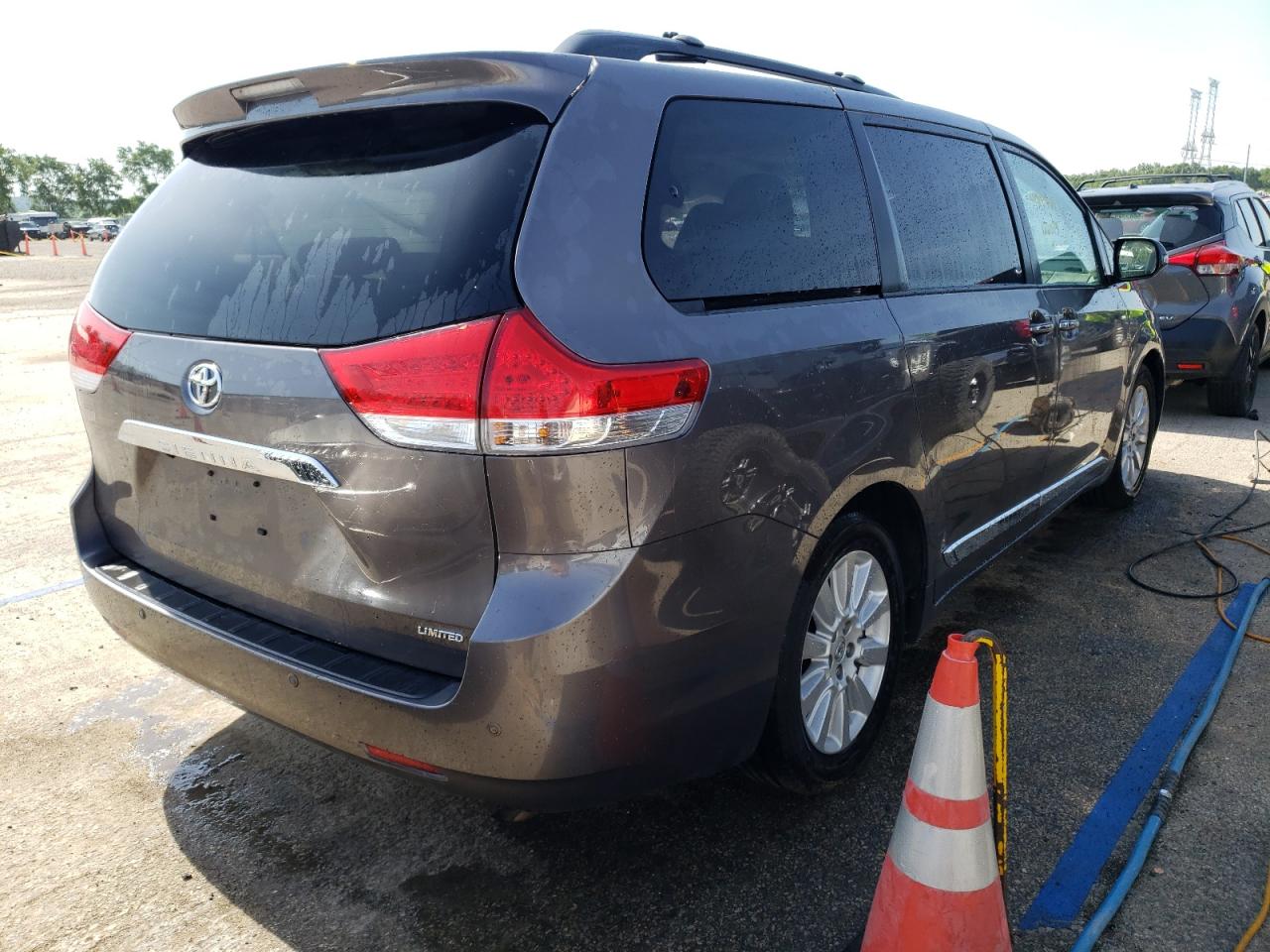 5TDYK3DC0ES512591 2014 Toyota Sienna Xle