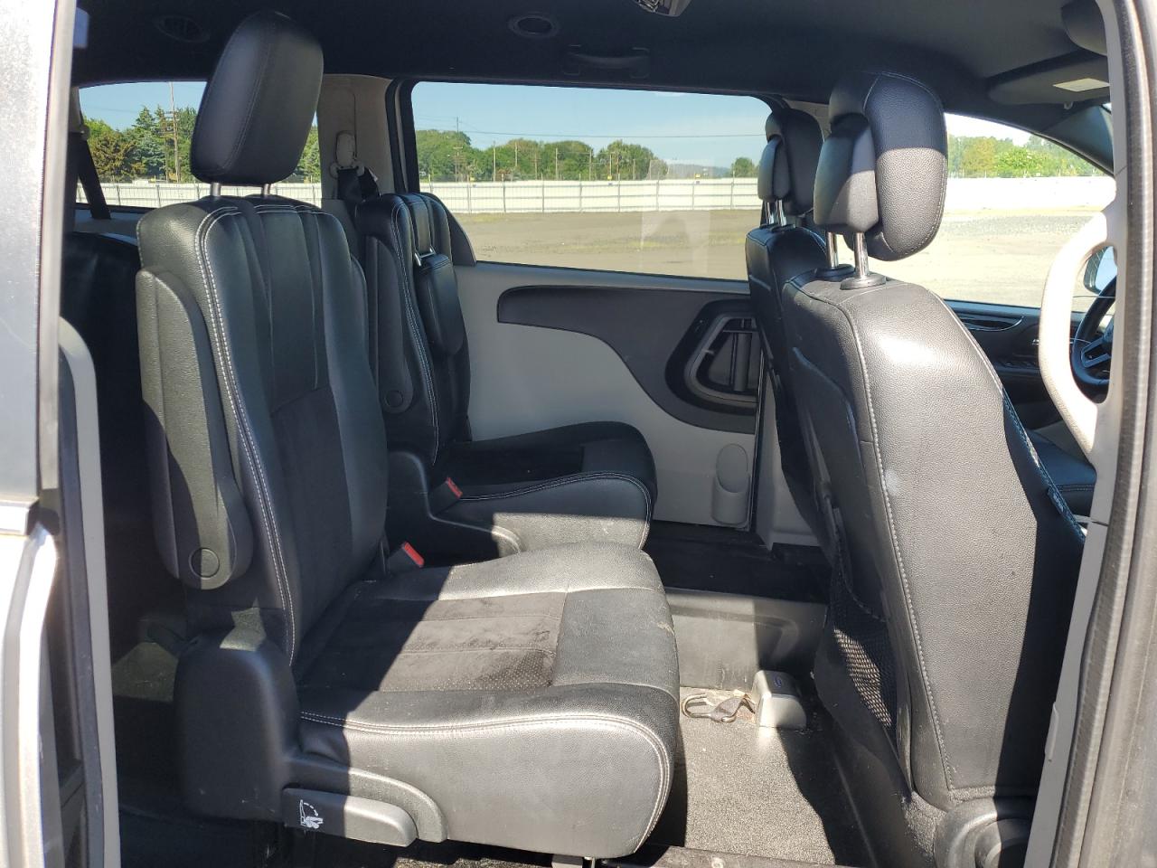 2C4RDGCG6JR242053 2018 Dodge Grand Caravan Sxt