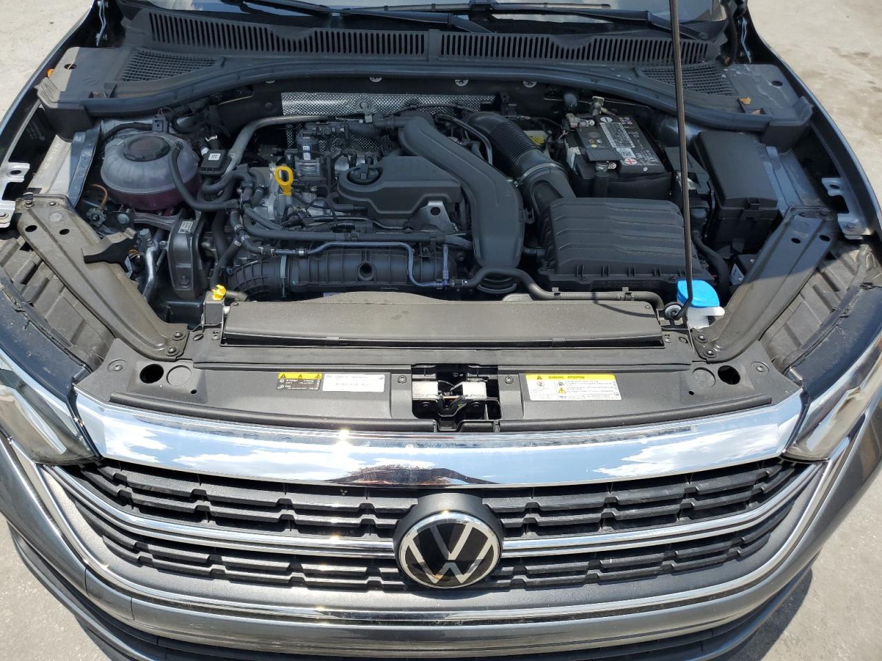 3VW7M7BUXNM013335 2022 Volkswagen Jetta Se