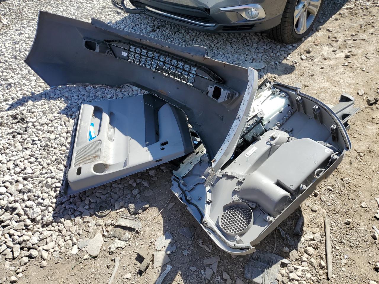 5FNRL5H2XCB102591 2012 Honda Odyssey Lx