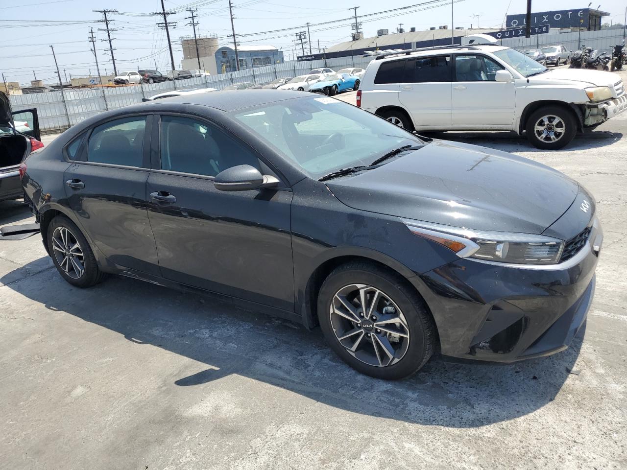 2022 Kia Forte Fe vin: 3KPF24AD9NE490823