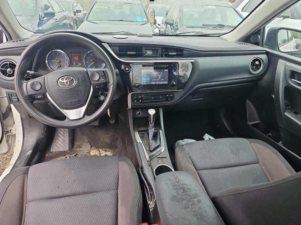 2019 Toyota Corolla L vin: 5YFBURHEXKP939683