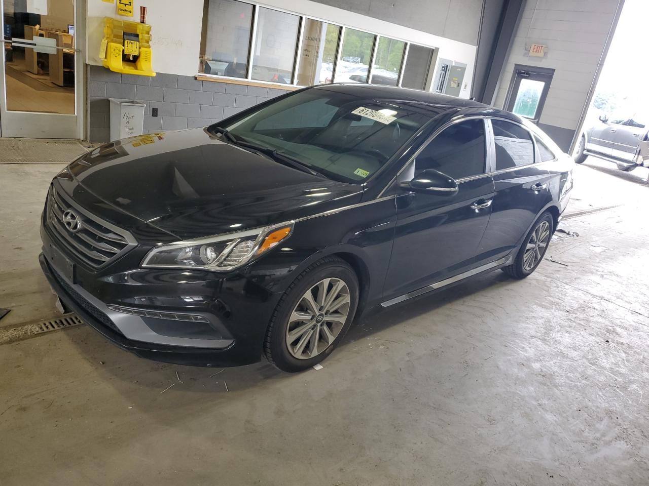 2016 Hyundai Sonata Sport vin: 5NPE34AF1GH430737