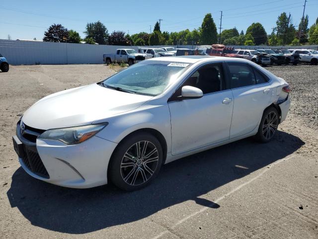 VIN 4T1BF1FK0GU157872 2016 Toyota Camry, LE no.1