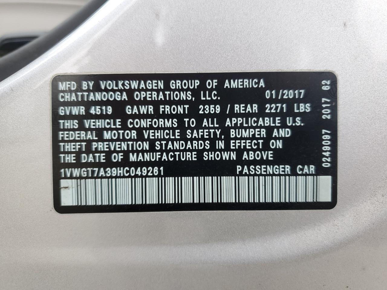 1VWGT7A39HC049261 2017 Volkswagen Passat Se