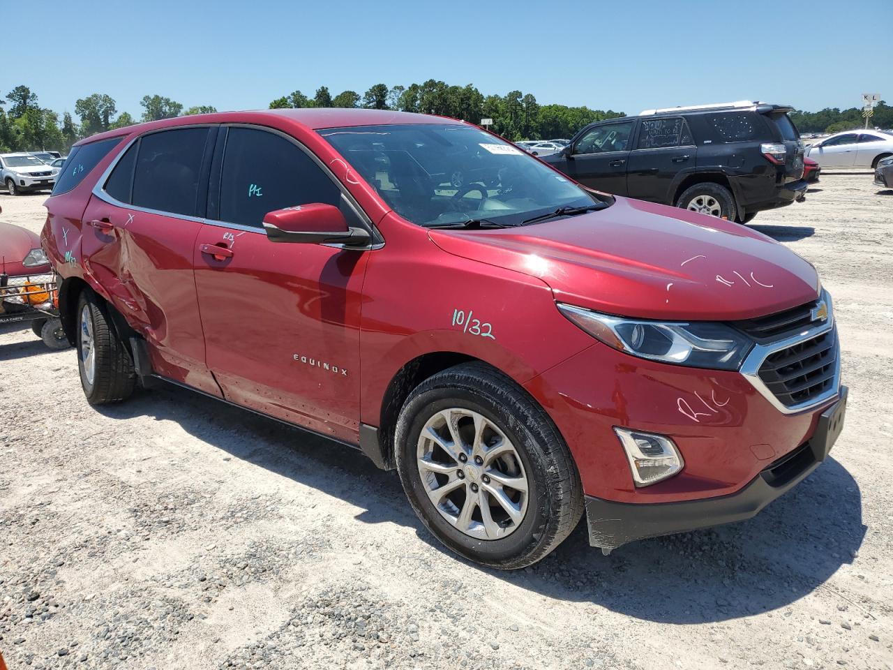 2GNAXJEV1J6119766 2018 Chevrolet Equinox Lt