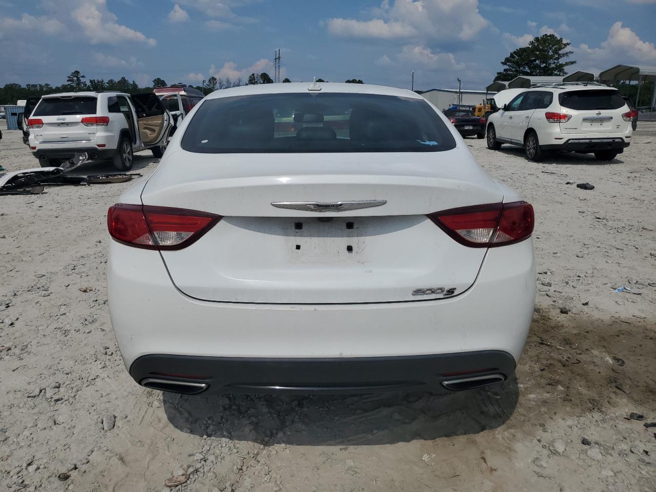 1C3CCCBG5FN572584 2015 Chrysler 200 S