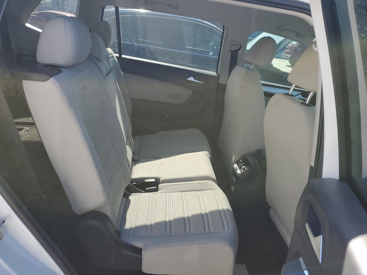 3VV1B7AX6NM015482 2022 Volkswagen Tiguan S