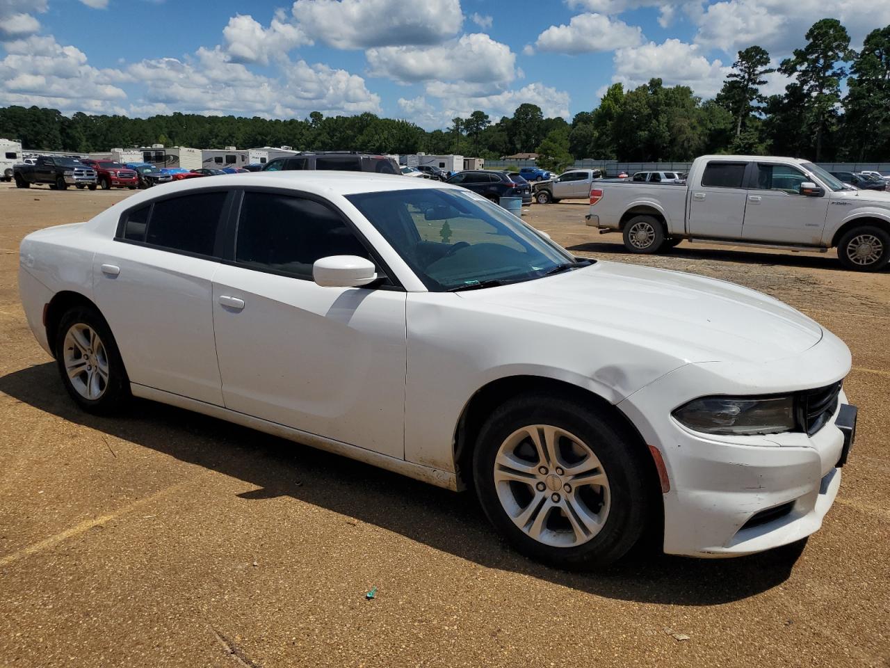 2C3CDXBG6KH673057 2019 Dodge Charger Sxt