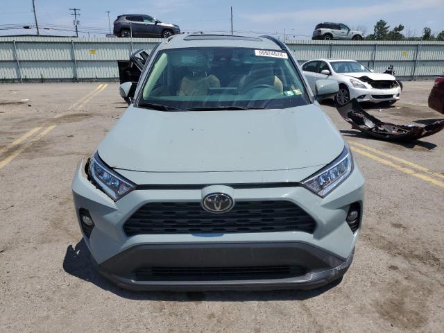 2019 TOYOTA RAV4 XLE - JTMP1RFV4KD014465