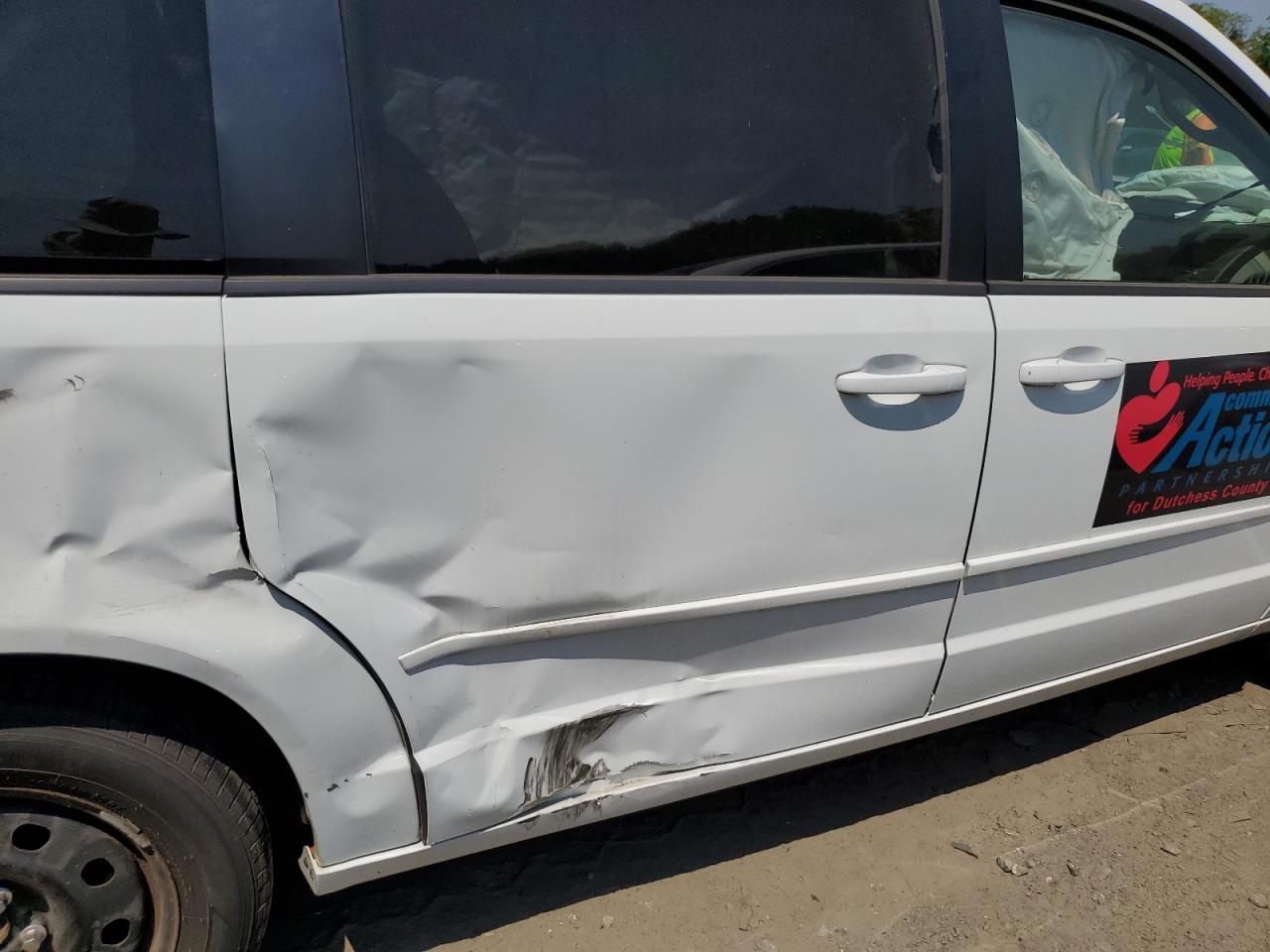 2C4RDGBG7GR325890 2016 Dodge Grand Caravan Se