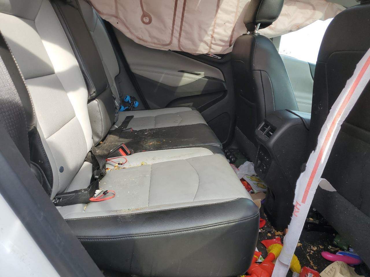 3GNAXMEV2JS558896 2018 Chevrolet Equinox Premier