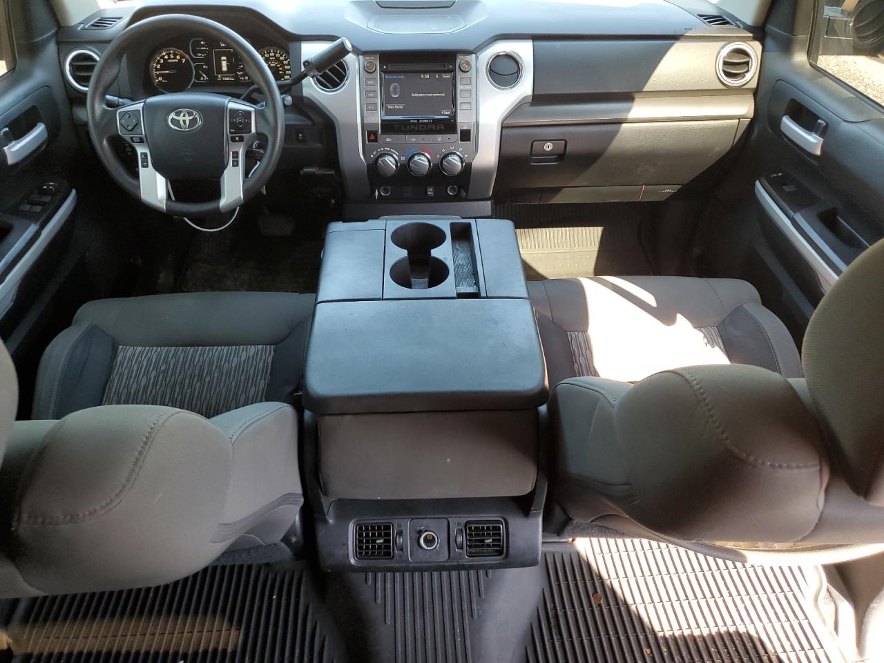 5TFEM5F14JX122991 2018 Toyota Tundra Crewmax Sr5