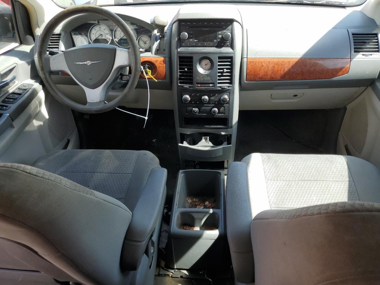 2A8HR44H28R135359 2008 Chrysler Town & Country Lx