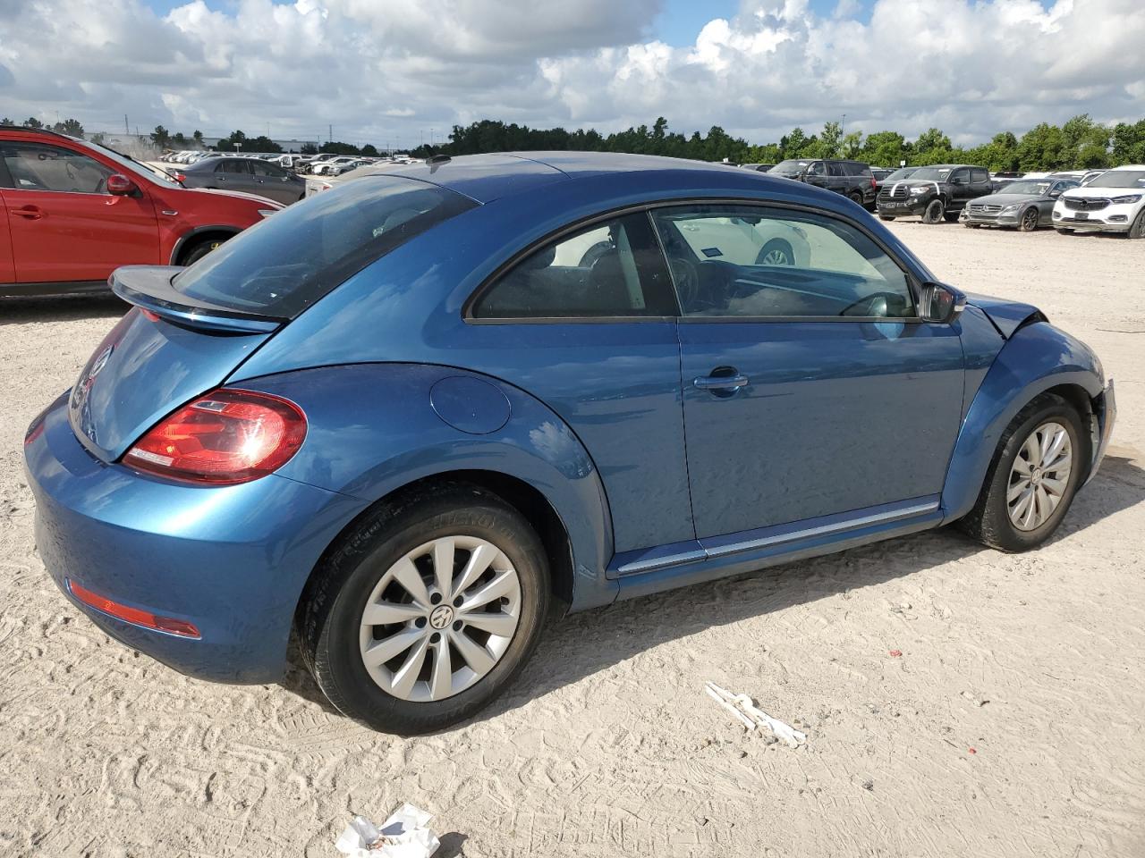 2019 Volkswagen Beetle S vin: 3VWFD7AT3KM714685