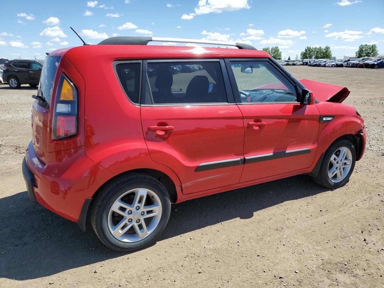 KNDJT2A25B7197118 2011 Kia Soul +